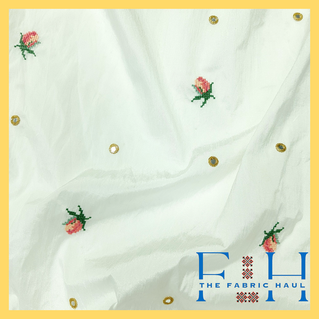 Ivory Silk English rose Bud with Gold