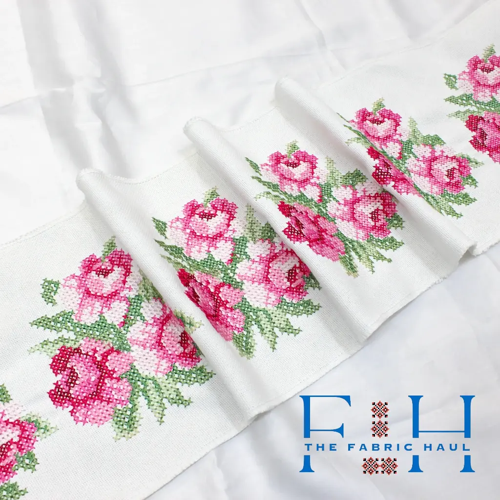 Artistic Rose Bunches Belt - 2 mtr  (White)