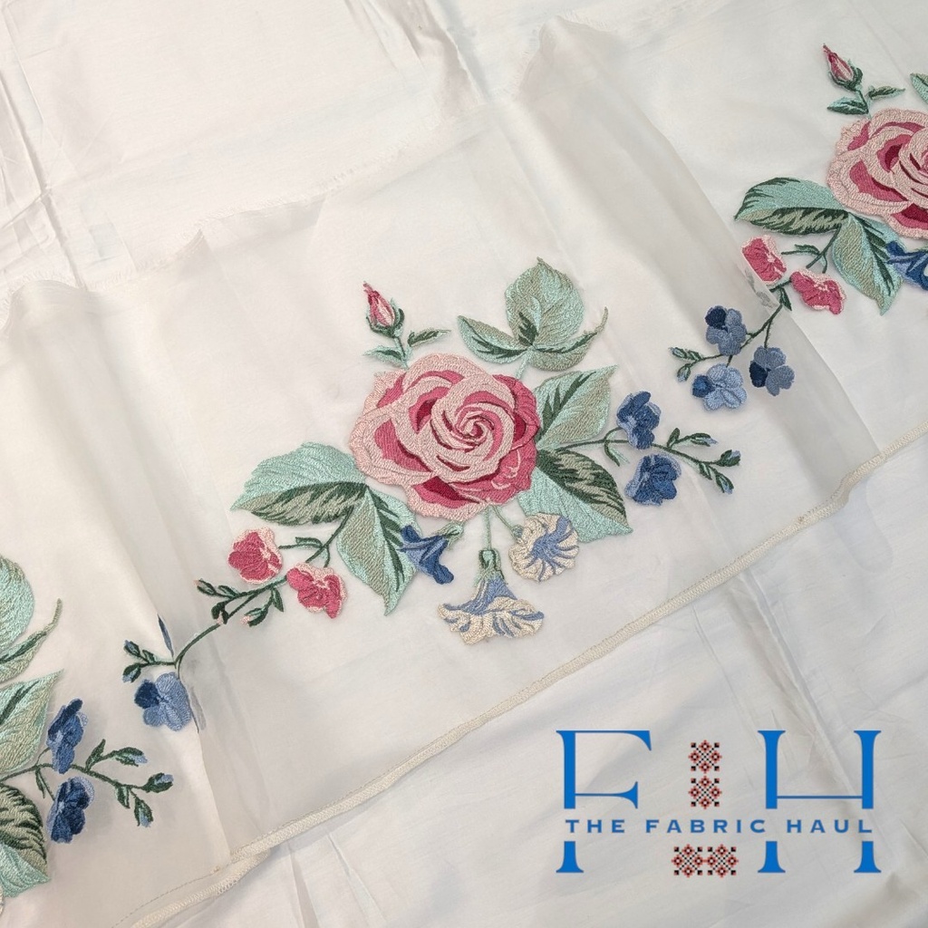 Chic Roses On Organza- 2 mtr