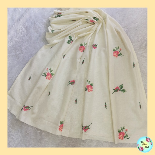Falling Roses on Cream - 1 mtr