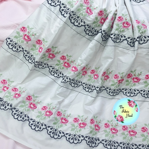 Rose lace fabric - 1 mtr